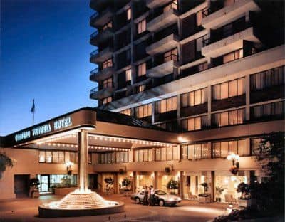 Chateau Victoria Hotel & Suites Chateau Victoria Hotel & Suites