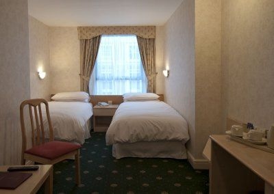 โรงแรมเซ็นทรัลพาร์ค (Central Park Hotel)2