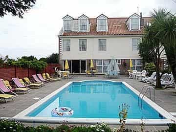 Beachcombers Hotel