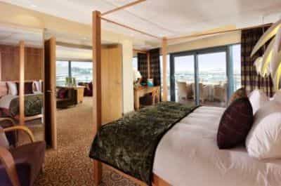 Royal Yacht Hotel Royal Yacht Hotel