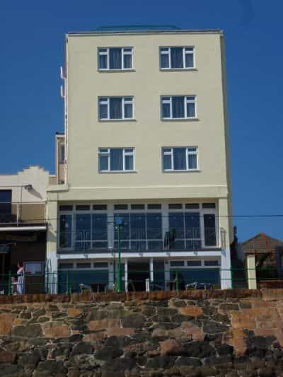 Marina Metro Hotel