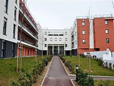 Appart'City Saint Cyr L'Ecole Hotel