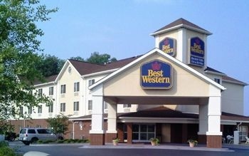 BEST WESTERN ROCKET CITY INN & SUITES1