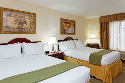 HOLIDAY INN EXPRESS HUNTSVILLE3