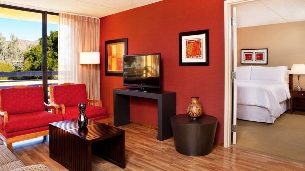 Four Points by Sheraton Phoenix North1