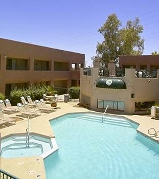 InnSuites Hotel Tempe/Phoenix Airport0