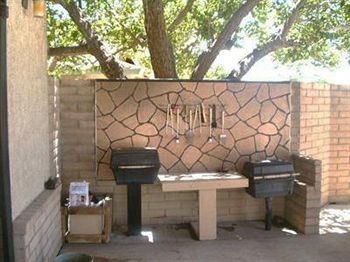 Rodeway Inn And Suites Sierra0