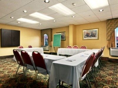 Baymont Inn And Suites Little Rock3
