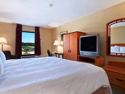Baymont Inn And Suites Little Rock1