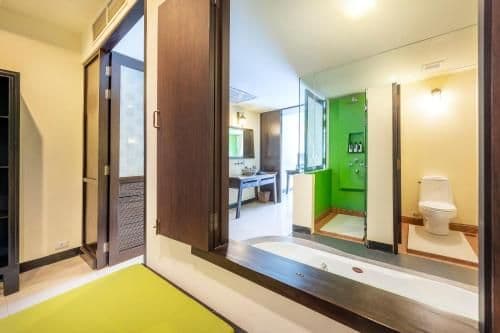 Gold Suite with Pool Access