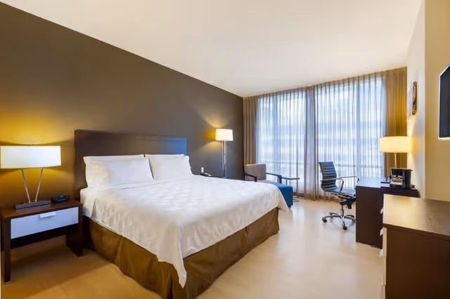 Room KING SIZE BED