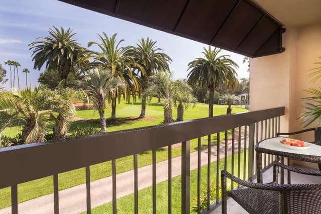 DOUBLE WITH BALCONY