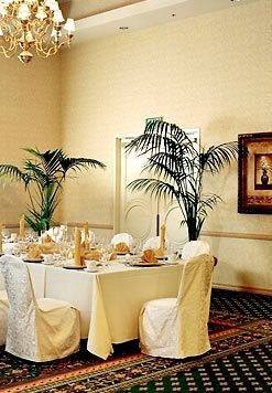 Marriott Suites1