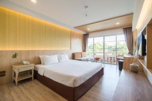 Deluxe Double or Twin Room - Ocean Building