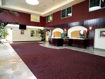 Holiday Inn Express Hotel & Suites Hollywood Walk of Fame4