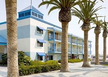 Waterfront Plaza3