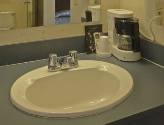 HOWARD JOHNSON EXPRESS INN - REDDING3