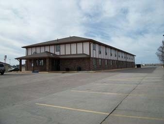 KNIGHTS INN LIMON0