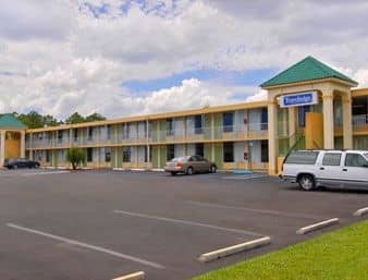 HomeTowne Studios Vero Beach – I-95 HomeTowne Studios Vero Beach – I-95