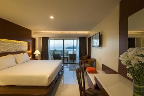 Deluxe Double or Twin Room with Sea View