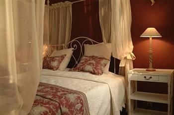 Hotel De Castillion4