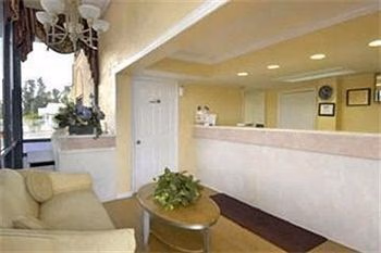 เรด รูฟ อินน์ คิสซิมมี (Red Roof Inn Kissimmee)4