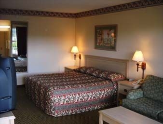 Knights Inn Sarasota4