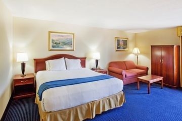 HOLIDAY INN EXPRESS HOTEL & SUITES ATLANTA N-PERIMETER/DUNWOODY4