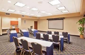 HOLIDAY INN EXPRESS HOTEL & SUITES ATLANTA N-PERIMETER/DUNWOODY1