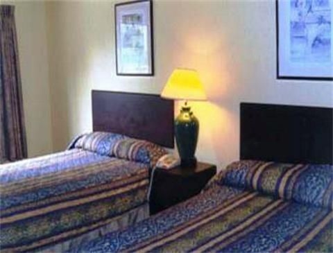 Knights Inn Atlanta2