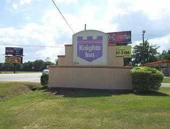 Knights Inn Valdosta, GA