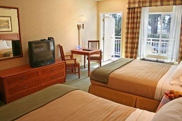 HOLIDAY INN EXPRESS HOTEL & SUITES COEUR D ALENE I-90 EXIT 113