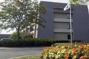 Quality Inn Elgin1