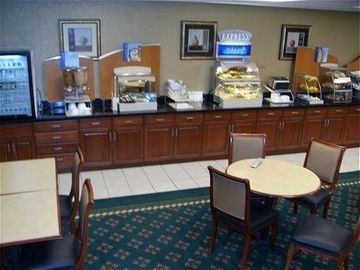 HOLIDAY INN EXPRESS SIOUX CITY-LAKEPORT STREET1