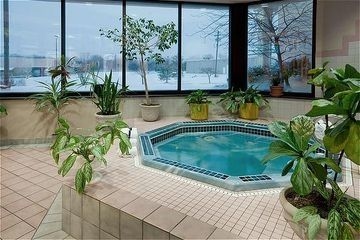 HOLIDAY INN WATERLOO (SENECA FALLS)3
