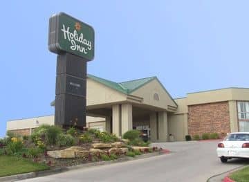 HOLIDAY INN TOPEKA-WEST HOLIDAY INN TOPEKA-WEST