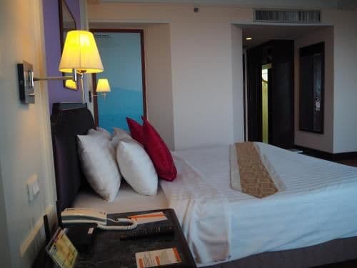 Corner Double or Twin Room
