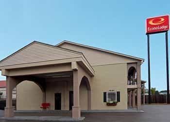Econo Lodge Inn & Suites