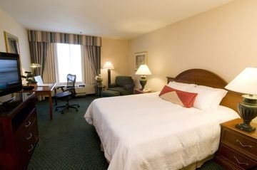 The Hilton Garden Inn Portland Airport Hotel1