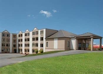 COMFORT INN & SUITES COMFORT INN & SUITES