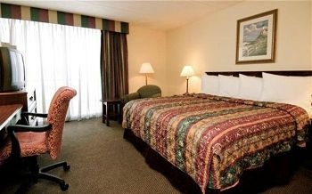 BEST WESTERN NEW ENGLANDER1