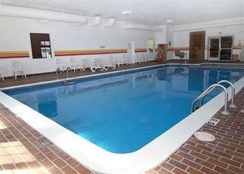 Comfort Inn Houghton Lake1