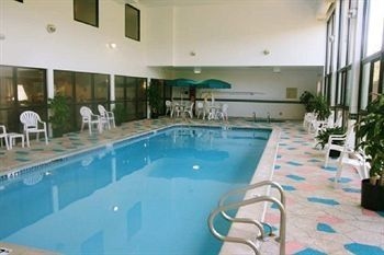 Hampton Inn Detroit Belleville Arpt Area3