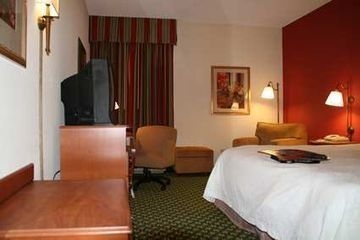 HAMPTON INN WOODBURY4