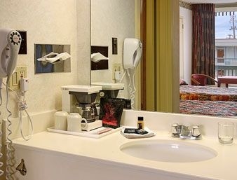 TRAVELODGE TUPELO3