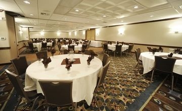 Holiday Inn Northeast0