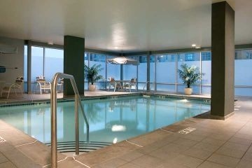 HAMPTON INN SUITES ST LOUIS AT3