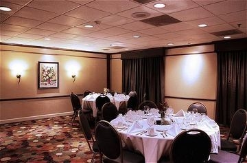 HOLIDAY INN ST. LOUIS-AIRPORT (OAKLAND PK)4