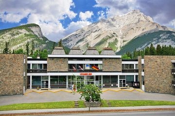 Voyager Inn3