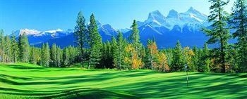 Grande Rockies Resort2